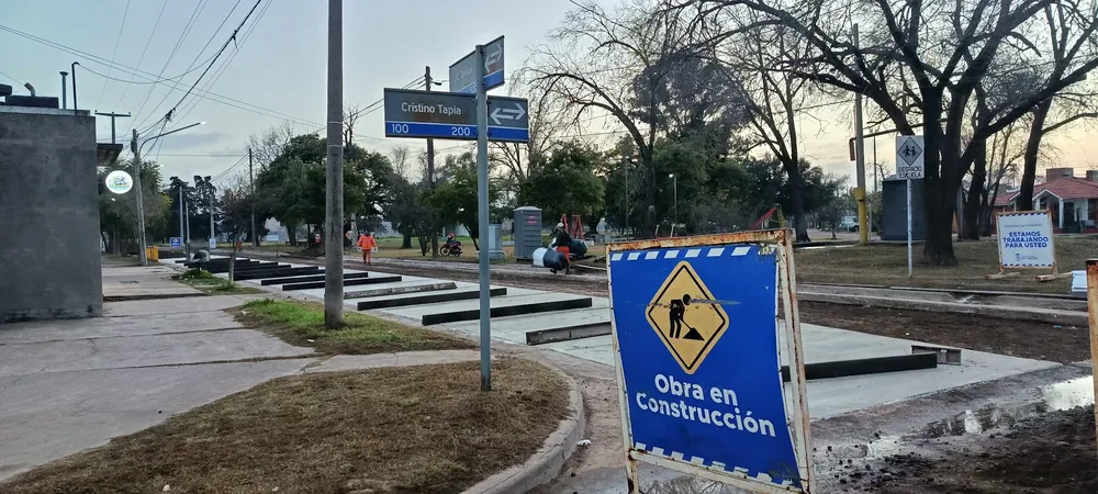 PAVIMENTO CALLE DAVALOS BARRIO CABERO 3