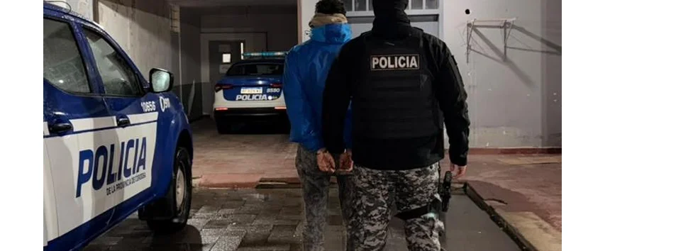 DETENIUDO POR ROBAR CELULAR A SU MADRE